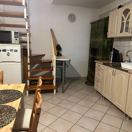 Parraghegy Apartman * Zalaszanto