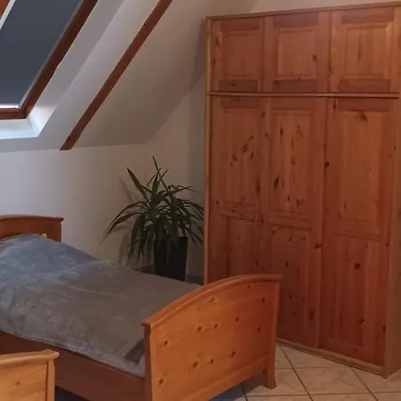 Holiday home Parraghegy Apartman Zalaszanto