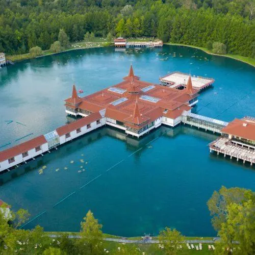 Parraghegy Apartman * Zalaszanto