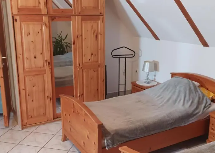 Ferienhaus Parraghegy Apartman Zalaszanto