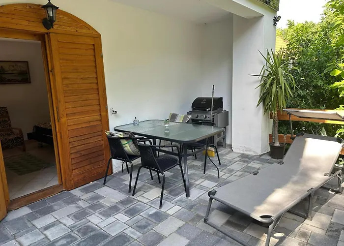 Parraghegy Apartman *